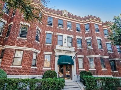 1564 Commonwealth Ave APT 5
