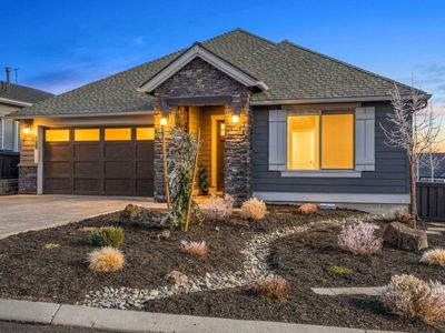 2984 NW Hidden Ridge Dr