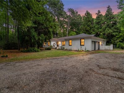 8697 Farys Mill Rd