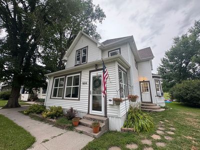 1604 Lewis Blvd