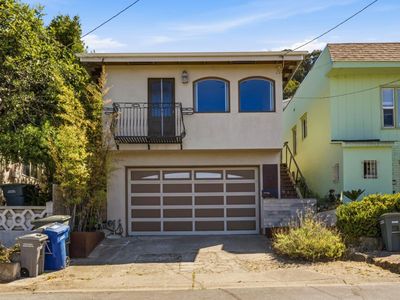 579 Alvarado St