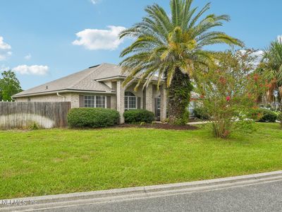 476 HILLSIDE Drive
