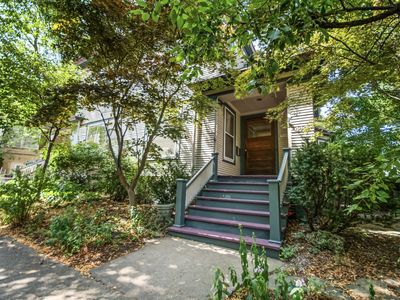Property at 413 Dempster St, Evanston, IL