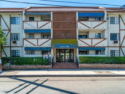 18530 Hatteras St Unit 209