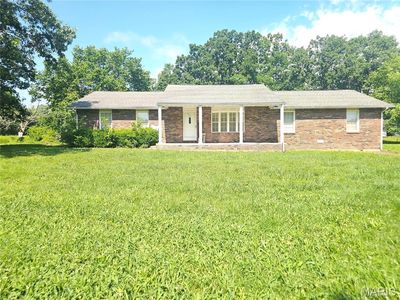 302 Angel Ln