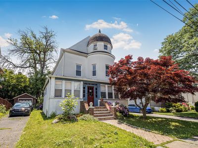 152 Urban Street