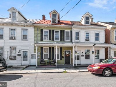 444 Pershing Ave