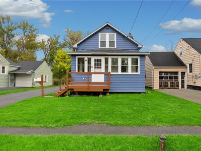 207 Garden City Dr