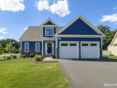 2 Iris Court