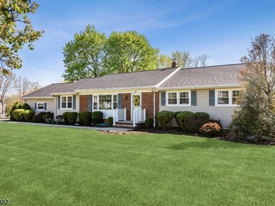 23 Strawberry Ln