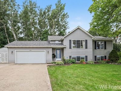 306 Willow Run Dr
