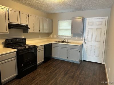 2242 Saint Charles Ave