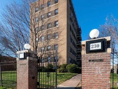 230 Farmington Avenue #C5