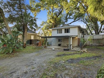 307 W Alfred St