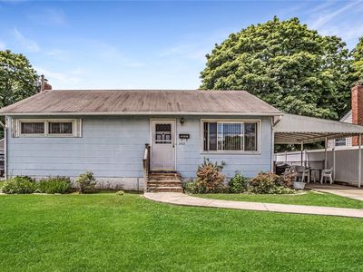 3405 Great Neck Road