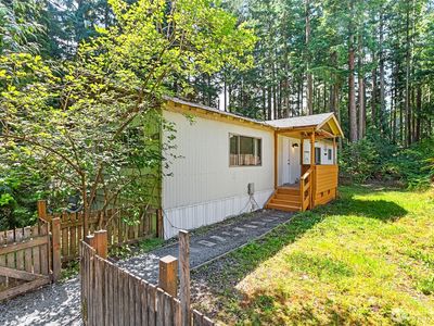 Property at 1191 Hopeful Valley Lane, Maple Falls, WA