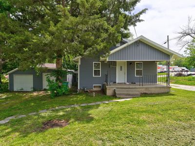 2414 N Missouri Avenue