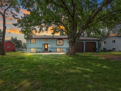 620 Nelson Blvd
