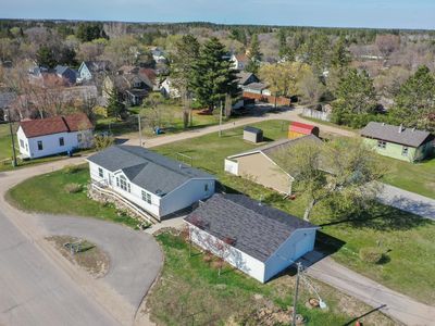 18 Cedar Ave SE