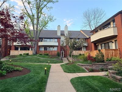 5575 Waterman Blvd APT B