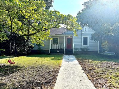 Property at 562 Glenwood Pl SE, Atlanta, GA
