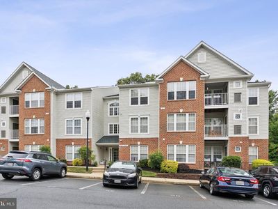 5051 Marchwood Ct #6J