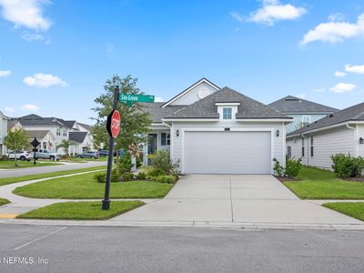 21 SEA GREEN Way