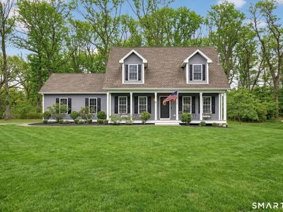 5 Tom Allyn Court