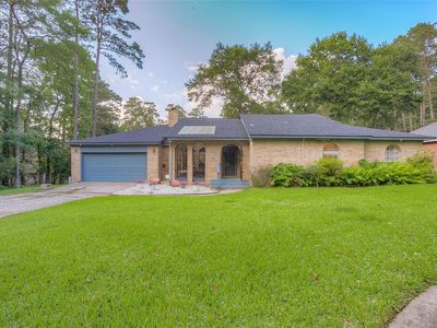 404 River Oaks Dr