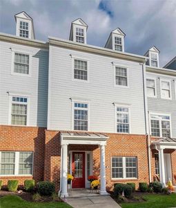 Property at 110 3rd St, Oakmont, PA