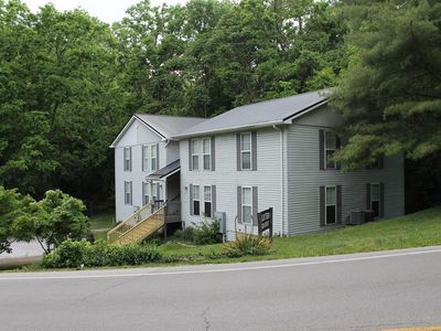 670 Lexington Pike