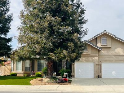 563 W Omaha Ave