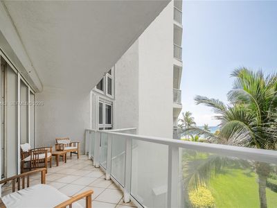 16445 Collins Ave APT 222