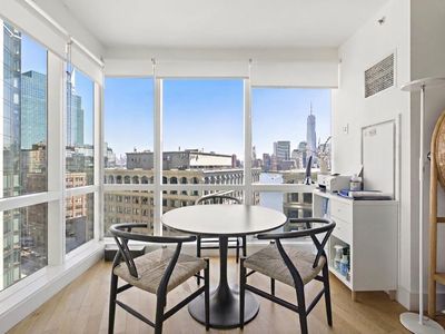 77 Hudson St APT 1704