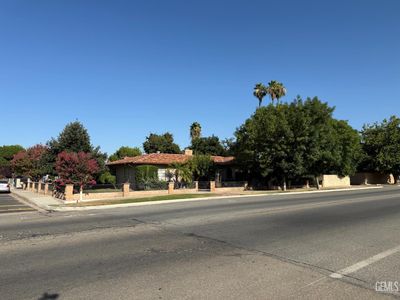 800 Palm Ave
