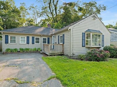 32 Standish Ave