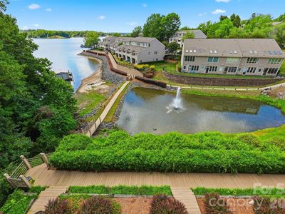 14614 Waterside Dr