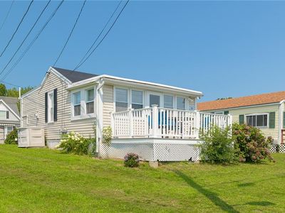 64-39 Burnside Ave