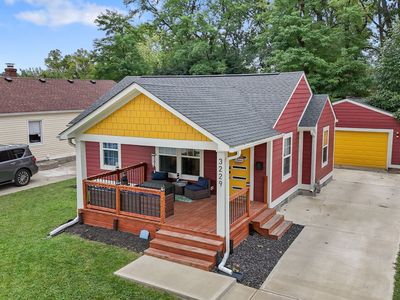 3229 N Tacoma Ave