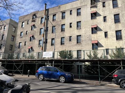 21-16 35th Street #4E