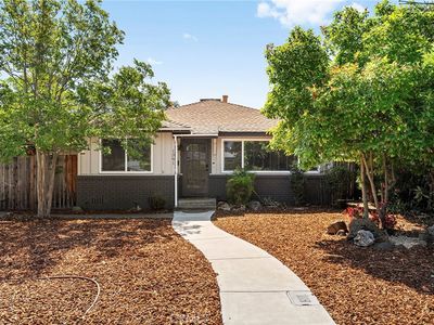 1381 Huggins Ave