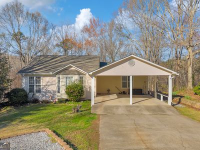 Property at 415 Ivory Dr, Baldwin, GA