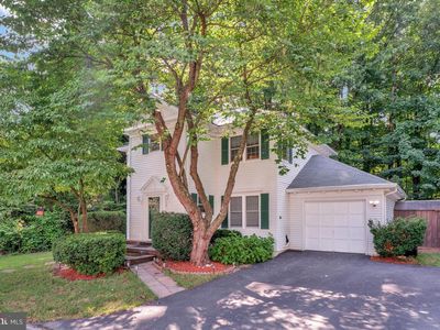 10117 Schoolhouse Woods Ct