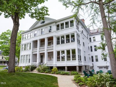 45 Greenfield Avenue Apt 12