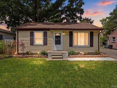 22771 Purdue Ave
