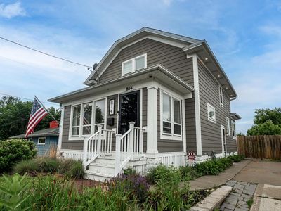 Property at 814 Buena Vista AVENUE, Waukesha, WI