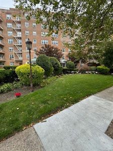 151-15 84th St Unit 5N