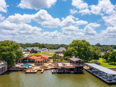 136 Hidden Oaks Dr