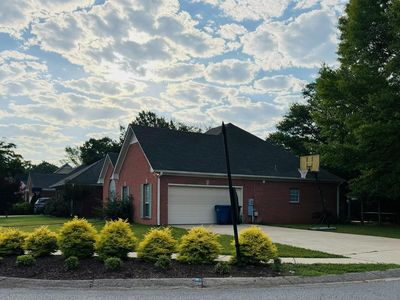 Property at 1316 Amberley Woods Dr, Helena, AL