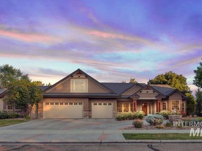 688 N Grey Pebble Way